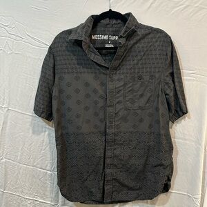 Mossimo Supply Co. Men’s Short Sleeve Button Down Shirt, Gray, Size Medium